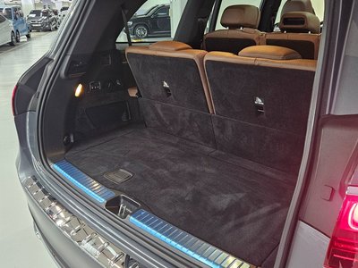 2025 Mercedes-BENZ GLS photo 10