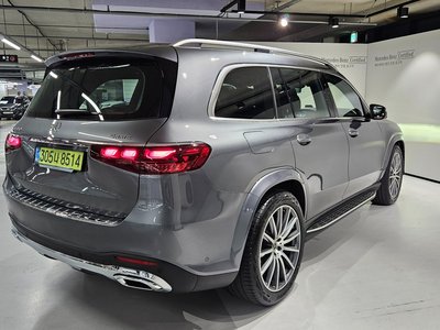 2025 Mercedes-BENZ GLS photo 3