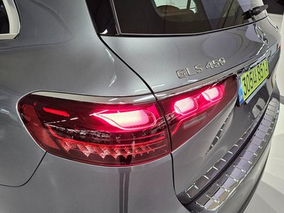 2025 Mercedes-BENZ GLS — миниатюра 13