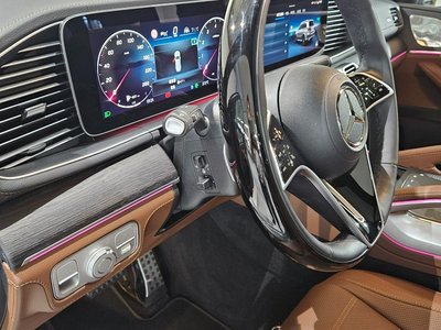 2025 Mercedes-BENZ GLS — миниатюра 15