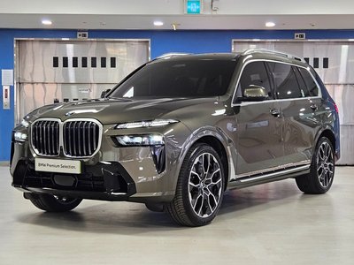 صورة 1 لـ 2026 BMW X7
