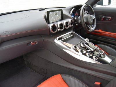 MERCEDES-BENZ GT AMG - 10