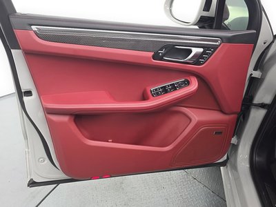 صورة مصغرة 14 لـ 2023 Porsche MACAN