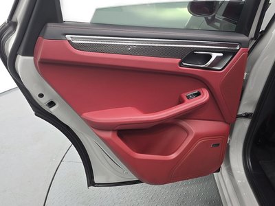 صورة مصغرة 15 لـ 2023 Porsche MACAN