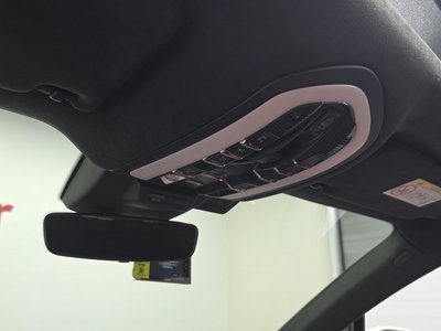 صورة مصغرة 24 لـ 2023 Porsche MACAN