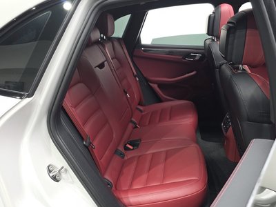 صورة مصغرة 17 لـ 2023 Porsche MACAN