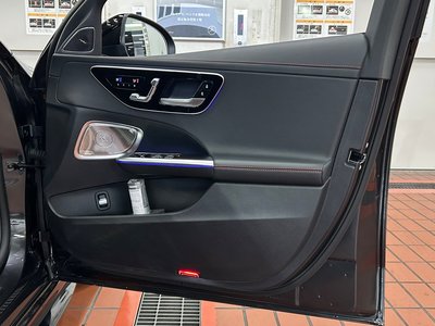 صورة مصغرة 37 لـ 2024 Mercedes-BENZ C-CLASS AMG