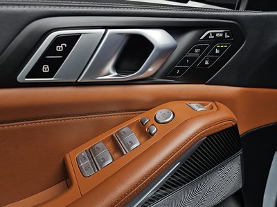 2024 BMW X7 缩略图 38