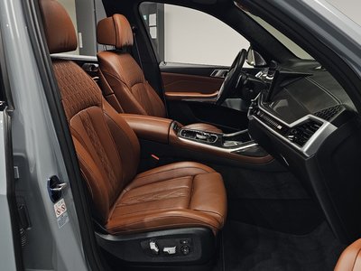 2024 BMW X7 缩略图 16