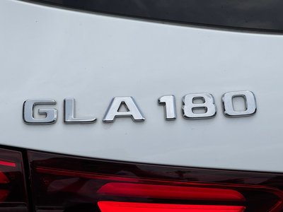 2025 Mercedes-BENZ GLA — фото 8