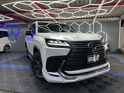 LEXUS LX - 1
