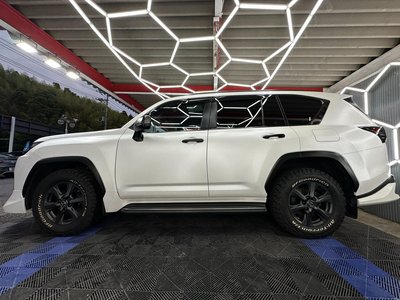LEXUS LX - 10