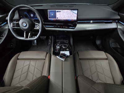صورة 5 لـ 2024 BMW 5 SERIES
