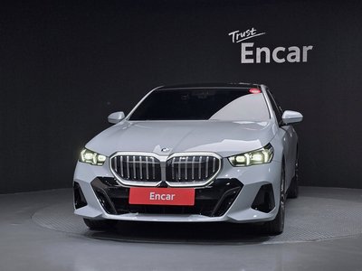 صورة 2 لـ 2024 BMW 5 SERIES