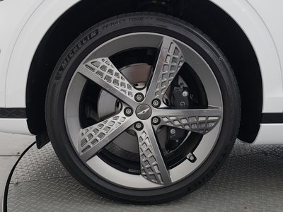 صورة 6 لـ 2022 Genesis GV70