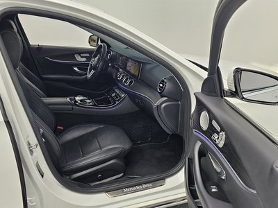 MERCEDES-BENZ E-CLASS - 10