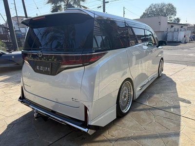 TOYOTA VELLFIRE - 8