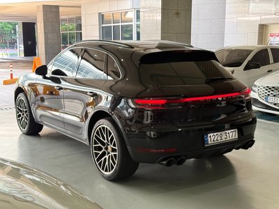 2021 Porsche MACAN 照片 3