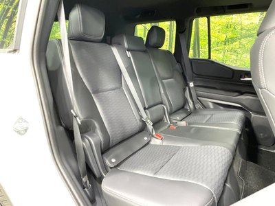 2025 Toyota LAND CRUISER 250 photo 9