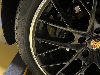 PORSCHE PANAMERA - 8