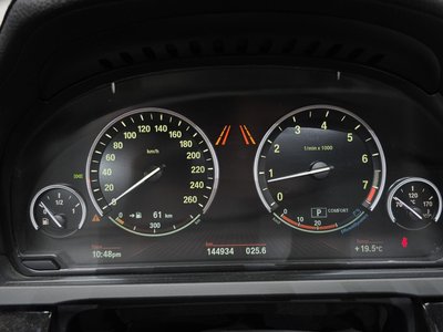 BMW 7 SERIES - 8