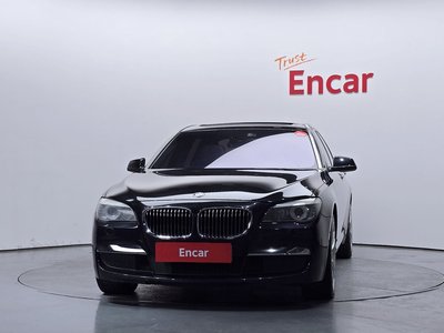 BMW 7 SERIES - 2