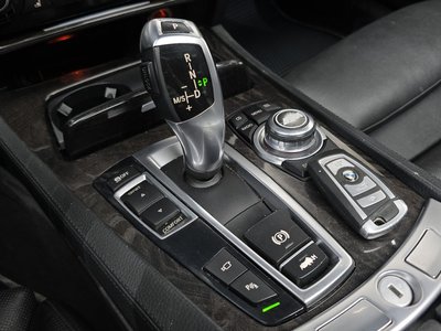 BMW 7 SERIES - 9