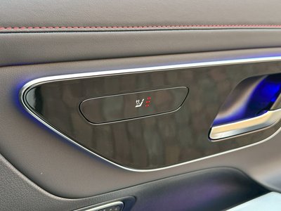 MERCEDES-BENZ GLC AMG - 10