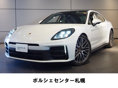 2024 Porsche PANAMERA photo 1
