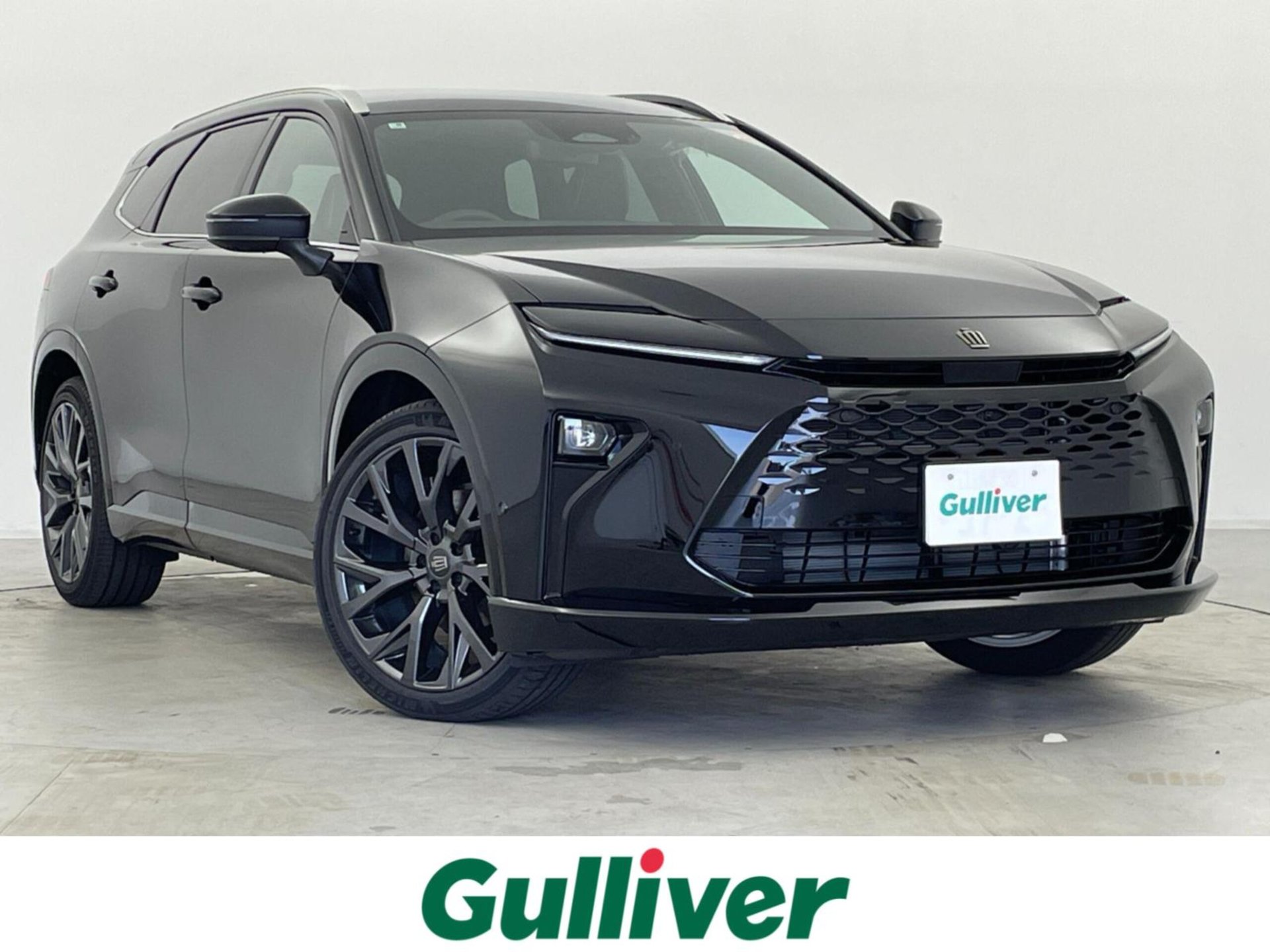 TOYOTA CROWN ESTATE - View 1