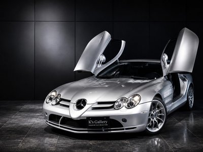 صورة 1 لـ 2004 MERCEDES-BENZ SLR MCLAREN