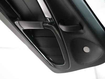 صورة 10 لـ 2004 MERCEDES-BENZ SLR MCLAREN