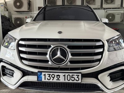 MERCEDES-BENZ GLS - 1