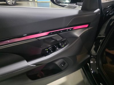 2025 BMW 5 SERIES — миниатюра 11