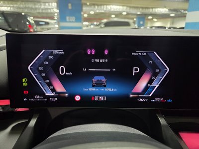 2025 BMW 5 SERIES 照片 8