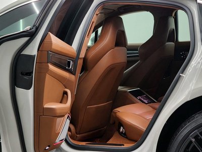 PORSCHE PANAMERA - 9