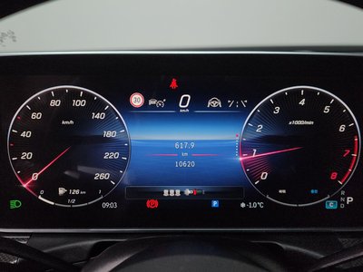 MERCEDES-BENZ C-CLASS - 8