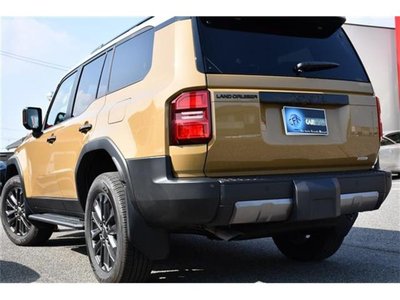 TOYOTA LAND CRUISER 250 - 6