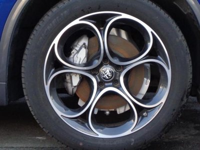 ALFA ROMEO STELVIO - 9