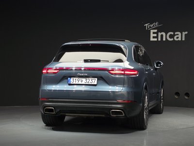 PORSCHE CAYENNE - 3