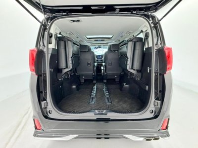 TOYOTA ALPHARD - 8