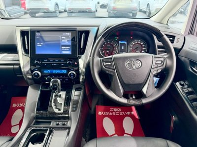 TOYOTA ALPHARD - 2