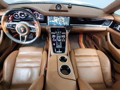 PORSCHE PANAMERA - 5