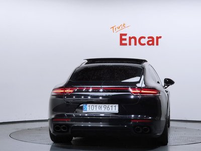 PORSCHE PANAMERA - 4