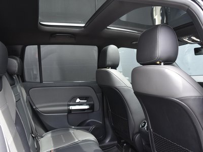 2022 Mercedes-BENZ GLB — миниатюра 33