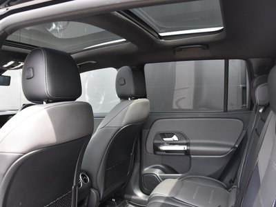2022 Mercedes-BENZ GLB — миниатюра 37
