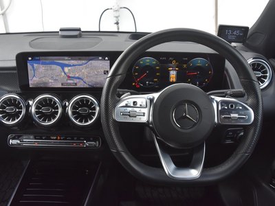 2022 Mercedes-BENZ GLB — миниатюра 13