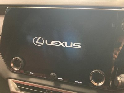 صورة 4 لـ 2023 Lexus RX