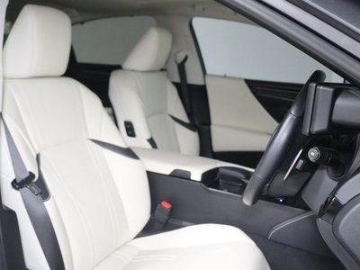 2021 LEXUS ES 照片 2