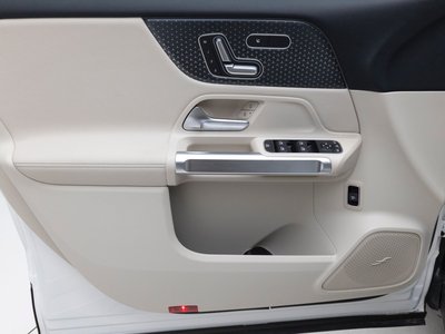 2025 Mercedes-BENZ EQB — миниатюра 15